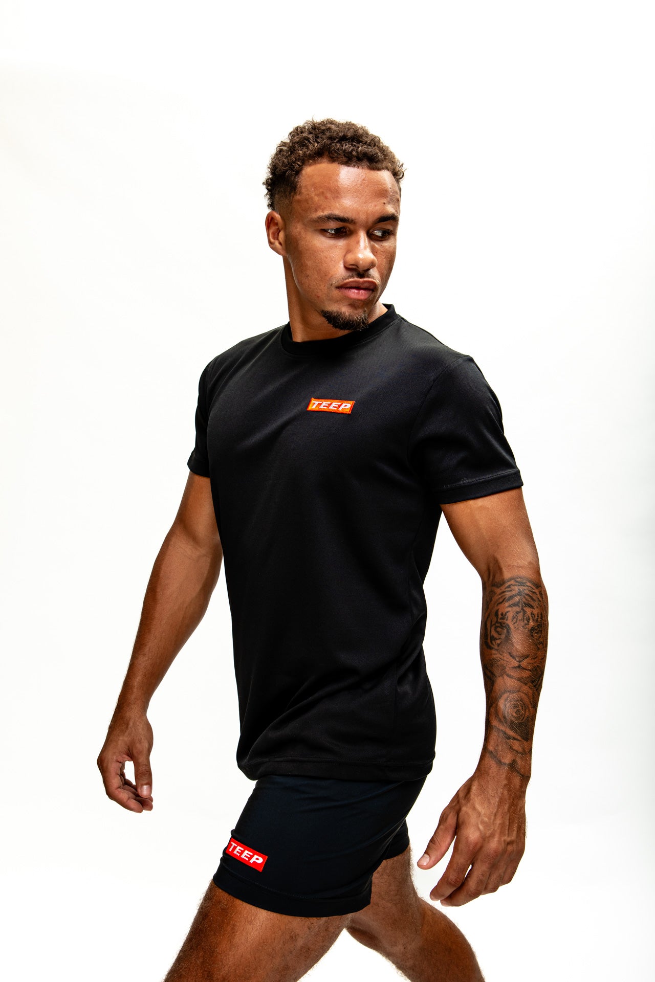 TEEP signature classic Gym/Casual 'Dry-Fit' T-Shirt Black