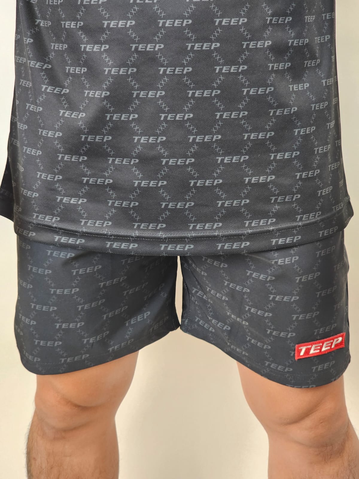 TEEP Signature pattern 'Dry-Fit' Casualwear T-Shirt Black