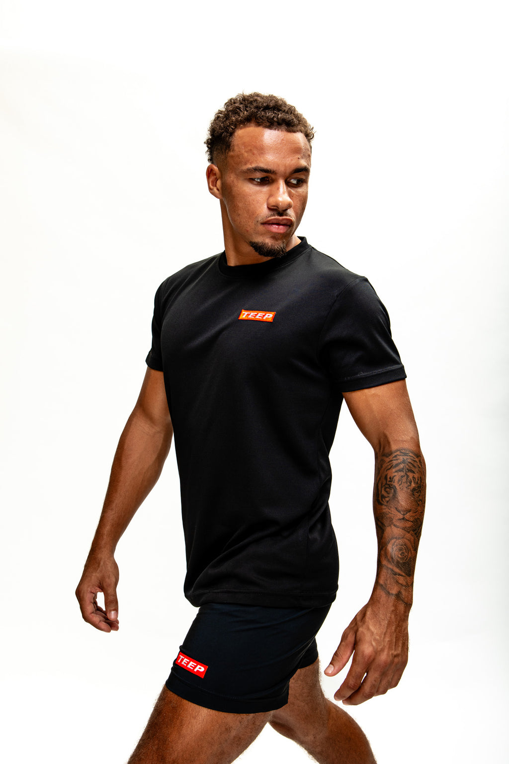 TEEP signature classic Gym/Casual 'Dry-Fit' T-Shirt Black